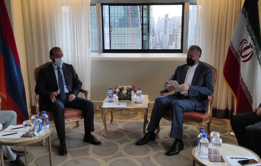 ملاقات وزیر امور خارجه جمهوری اسلامی ایران و وزیر خارجه ارمنستان در نیویورک