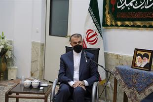 دیدار وزیر امور خارجه با حضرت آیت الله سعیدی تولیت حرم حضرت معصومه«س»