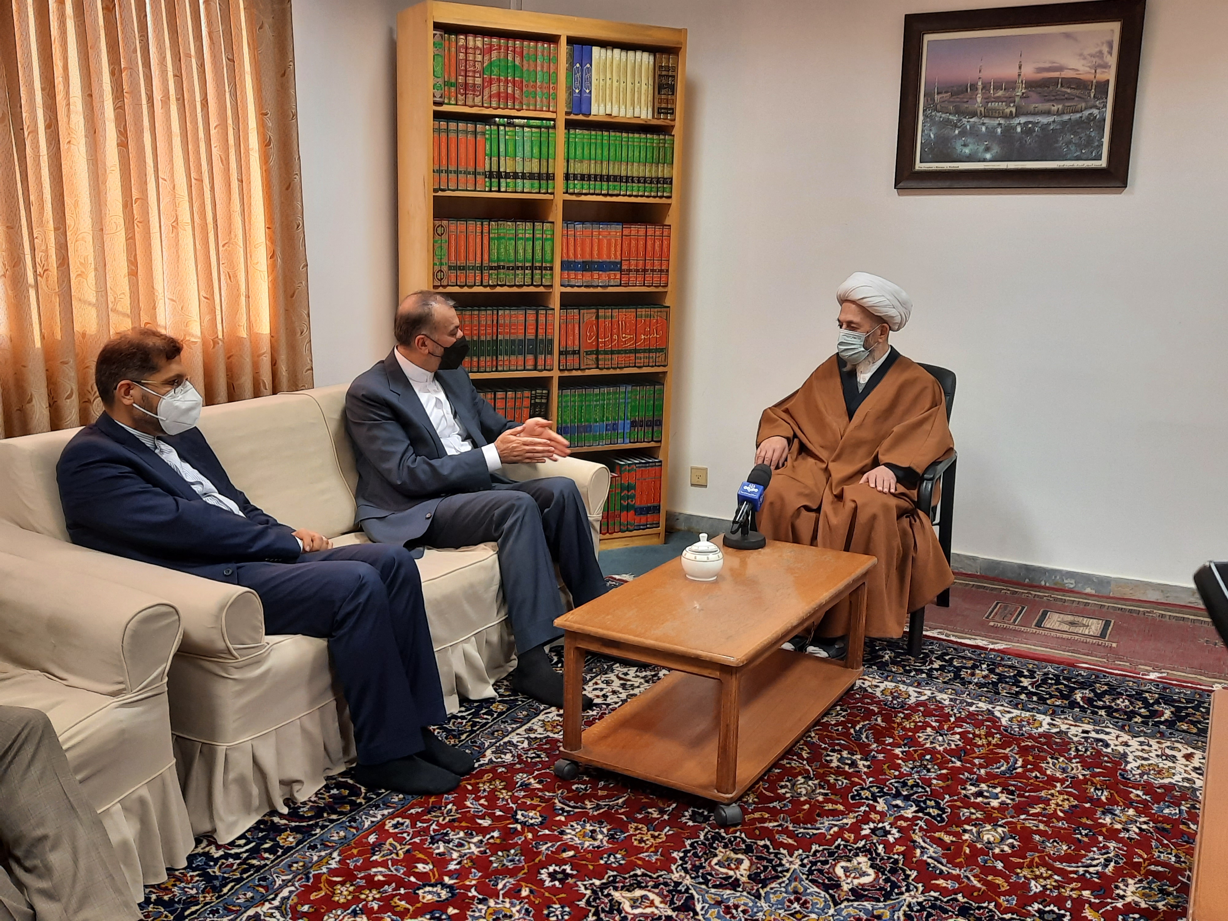 دیدار دکتر امیر عبداللهیان با حضرت آیت الله سبحانی