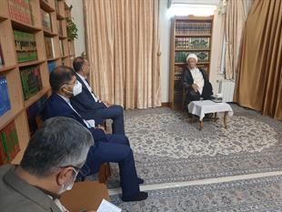 دیدار وزیر امور خارجه با حضرت آیت‌الله مکارم شیرازی